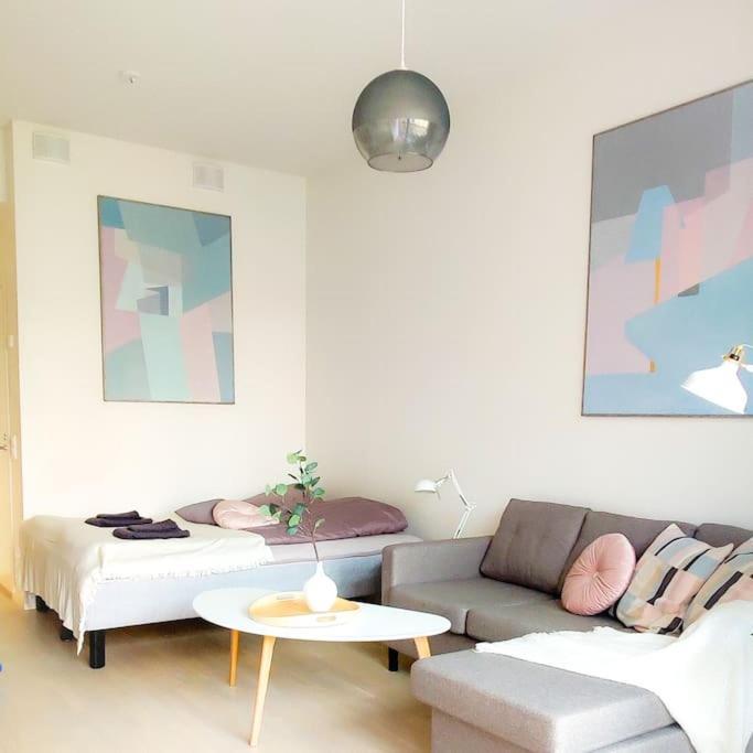 New Studio Pastel Near Helsinki Airport In Kivistoe Вантаа Экстерьер фото